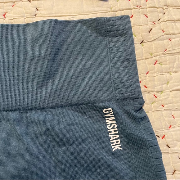 Gymshark 🦈 crop top and shorts seamless set - Picture 6 of 6